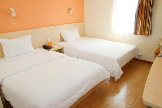 7Days Inn Wuhan Zhuankou Development Zone Jianghan University Ngoại thất bức ảnh